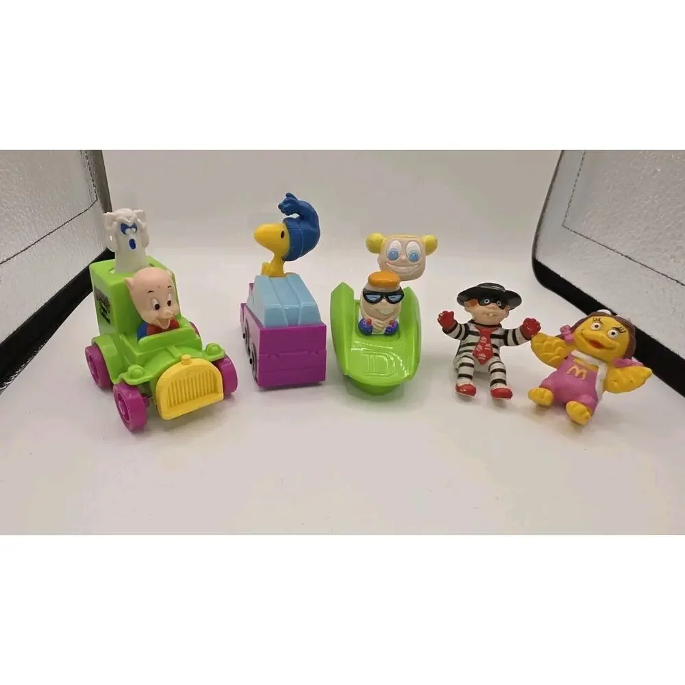 Vintage 90s-era fast-food and cartoon toy lot featuring 5 collectible plastic...